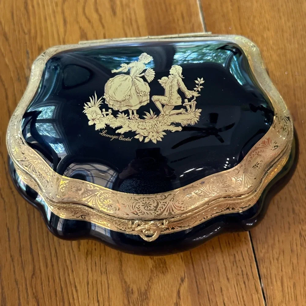 Gorgeous Limoges Cobalt Blue 22K Gold Trinket Box Hinged Lid Courting Couple